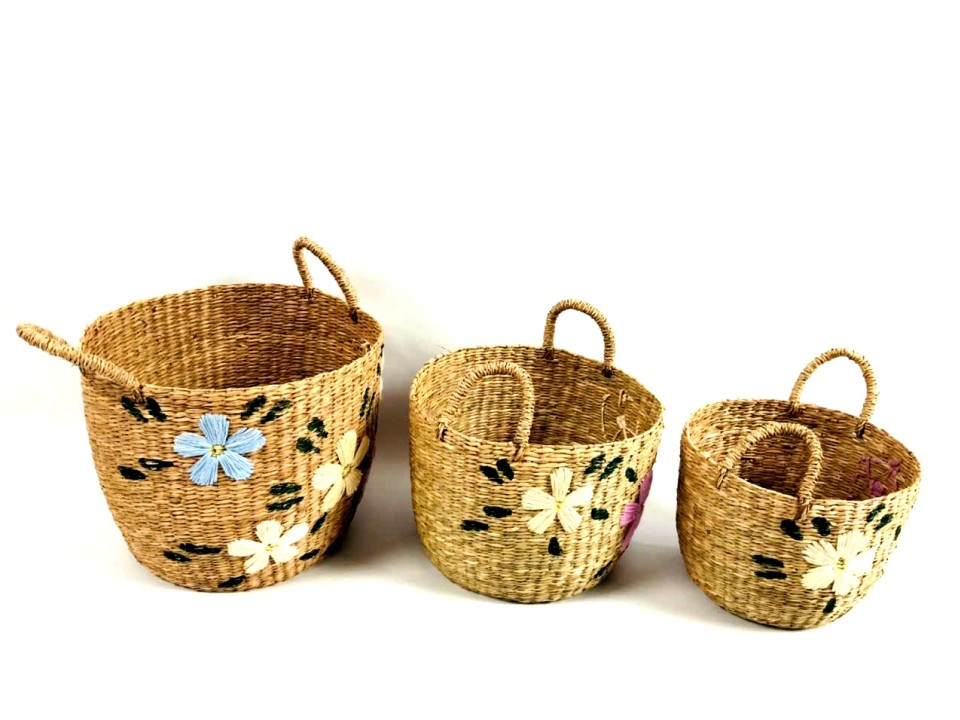 Ultimate Round Natural Seagrass Storage Baskets with Floral Embroidery